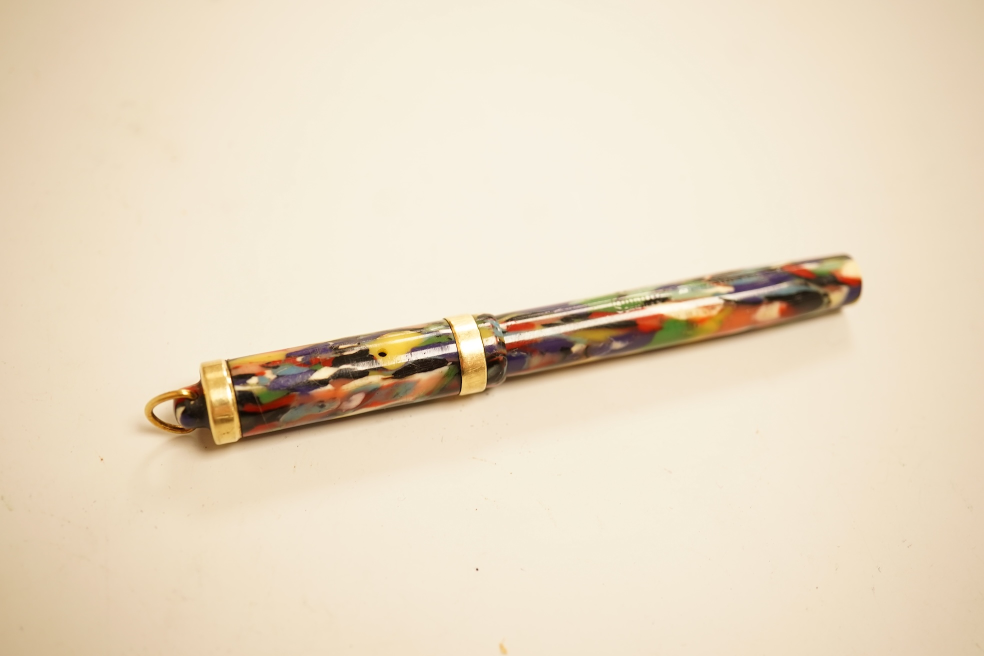 A Conway Stewart Dinkie No. 526 fountain pen, 9cm long